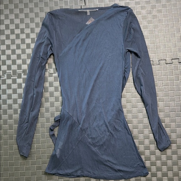 Elegant Navy Wrap Dress - Picture 5 of 5